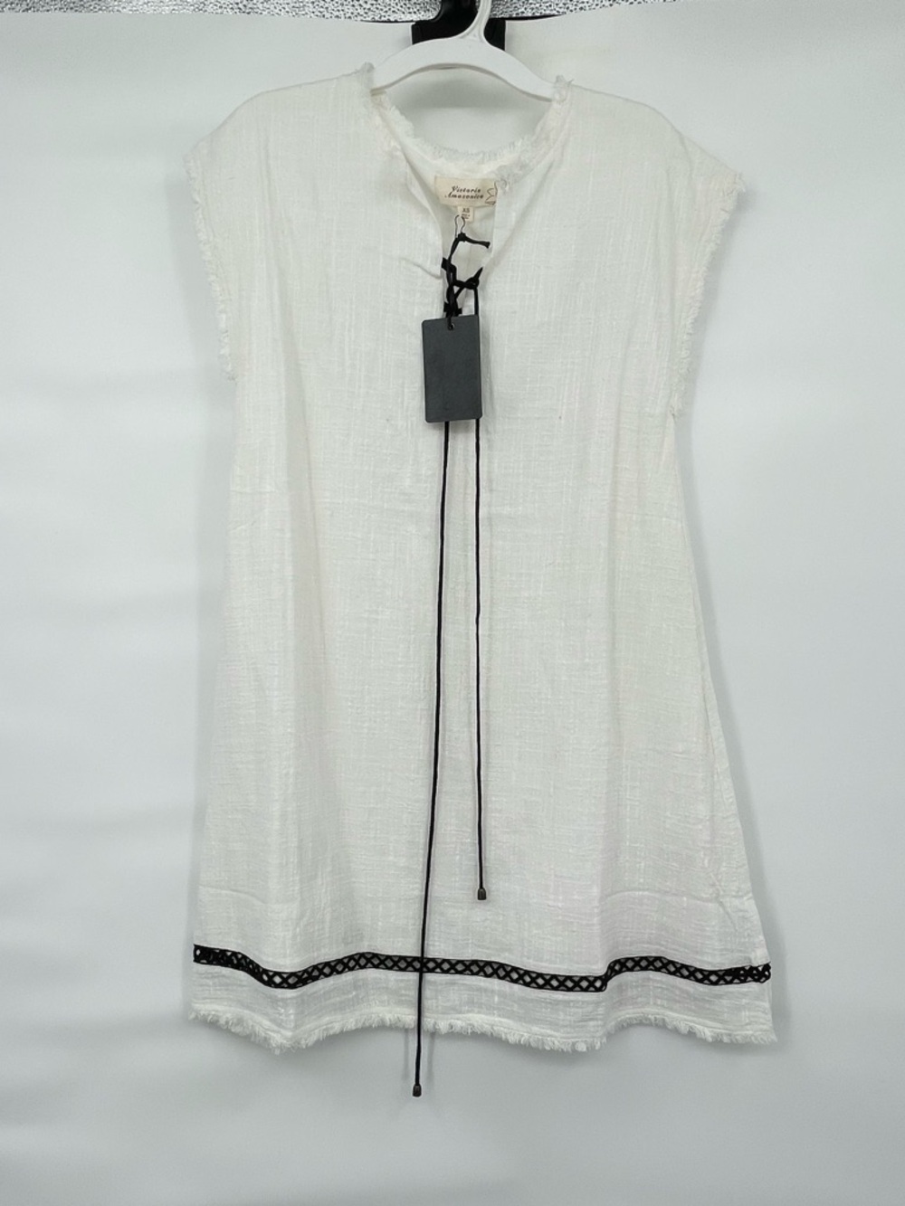 Victoria Amazonica NWT linen blend white gauzy summer dress